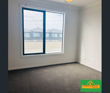 15 Locanda Walk, Clyde North, Vic 3978 - Photo 5