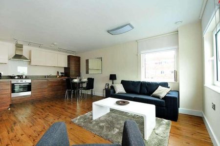 Trs Apartments, Southall, UB2 - Photo 2