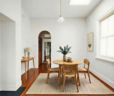 Two Bedroom Bungalow In The Heart Of Marrickville - Photo 2