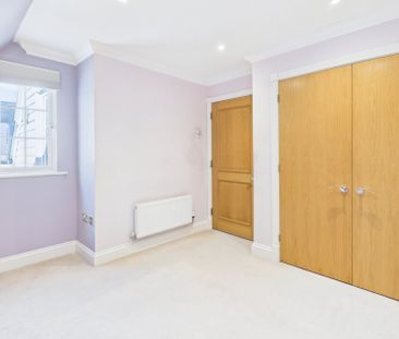 Grosvenor Court, 103 Packhorse Road, Gerrards Cross,SL9 - Photo 5