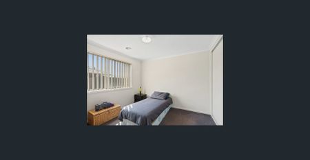 Ideally located Elegant family Home - Photo 3