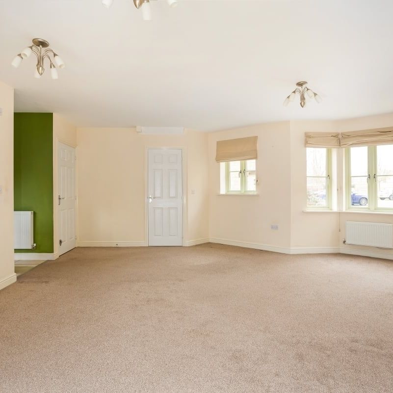3 bedroom semi-detached house to rent - Photo 1