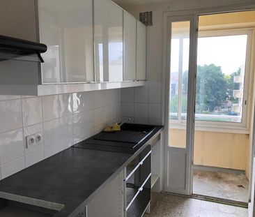 Location Appartement 3 pièces 56m² VAULX EN VELIN 69120 - Photo 4