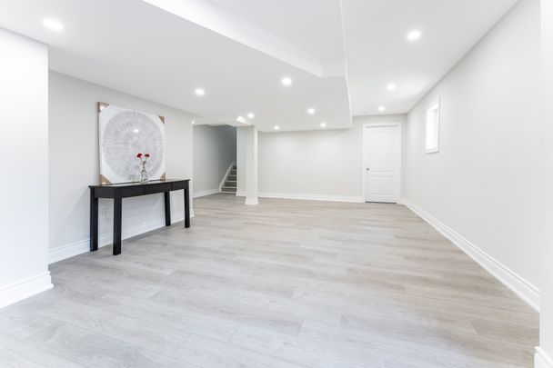 For Lease - 369 Tower Hill Road Unit# bsmt, Richmond Hill, Ontario - Photo 1