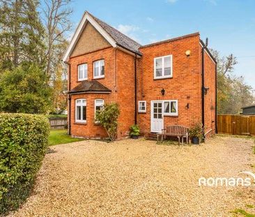 The Warren, Caversham, Reading, RG4 - Photo 1