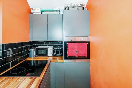 South Farm Road, WORTHING - Photo 4