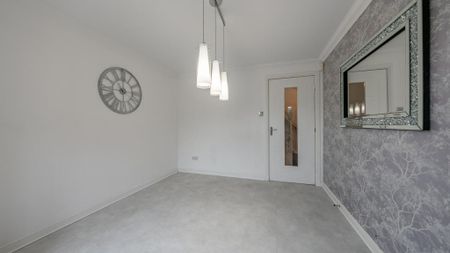 5 bedroom detached house to rent - Photo 5