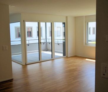 Living near the city in the countryside - Photo 1