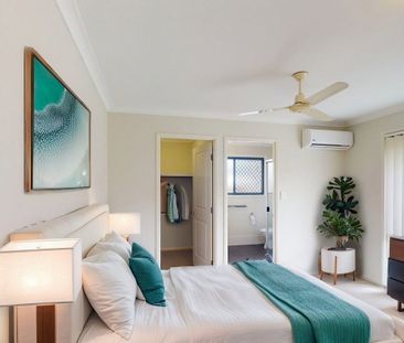 Spacious 4 Bedroom Gem in the Heart of Rothwell! - Photo 3