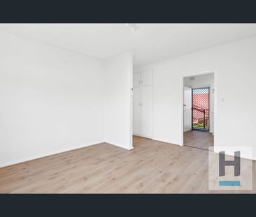 4/94 Glyde Street, Albert Park, SA 5014 - Photo 5