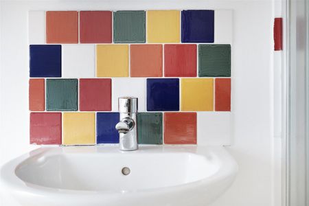 3 Bedroom House - End Terrace To Let - Photo 4