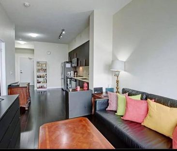 March 1-Bed1+Den /1 Bath @ 4011 Brickstone Mews Condo - Photo 3