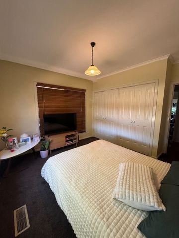 Burwood East - Photo 5