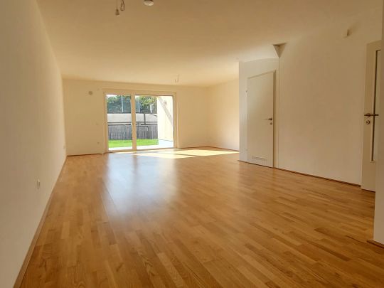 Erstbezug! Gefördertes Reihenhaus mit Terrasse und Garten, Top 17C - Photo 1