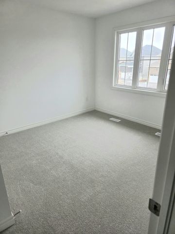 For Lease - 18 Bradden Crescent, Belleville, Ontario - Photo 3