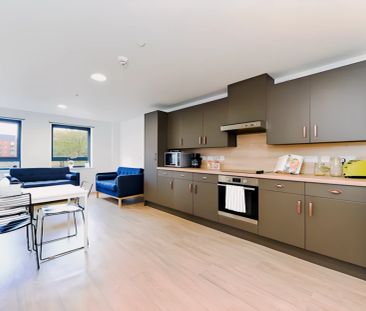 Ensuite - Silver - Photo 2