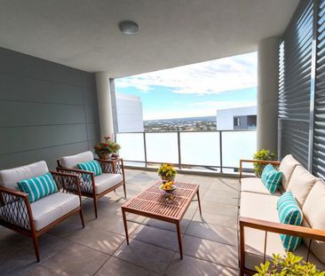 TERRIFIC 2 BEDROOM 2 BATHROOM APARTMENT - Photo 4