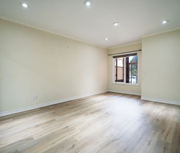 For Lease - 80 Venice Crescent, Vaughan, Ontario - Photo 6