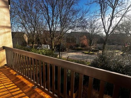 Location Appartement 4 pièce(s) de 75.82 m2 - Photo 5