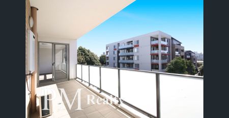 Modern Apartment with an Abundance of Space and Light - Photo 5