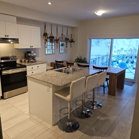 For Lease - 200 Muirfield Drive, Barrie, Ontario - Photo 5