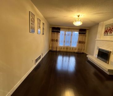 For Lease - 1366 CHALFIELD Drive Unit# Main Flr Br, Oakville, Ontario - Photo 1