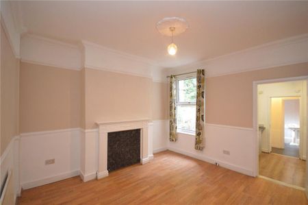 3 bedroom terraced house to rent - Photo 3