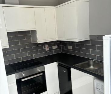 1 Bed Flat, Midland Rd, LU2 - Photo 3