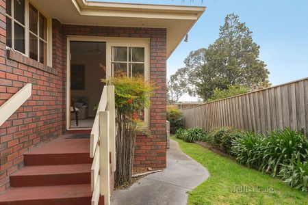 2/3 Milne Street, Templestowe - Photo 4