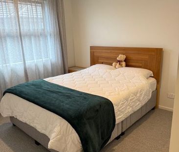 Modern 3-Bedroom Home in Prestons Park - Prime Location - Photo 5