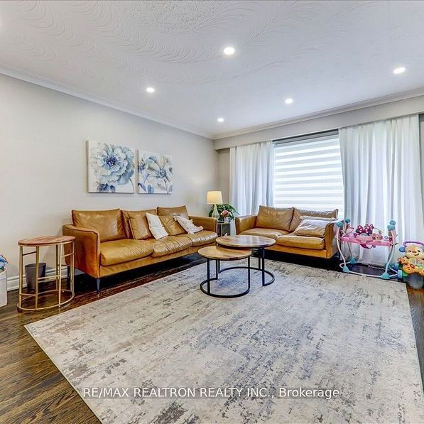 For Lease - 48 Bainhart Crescent Unit# Main, Toronto, Ontario - Photo 1