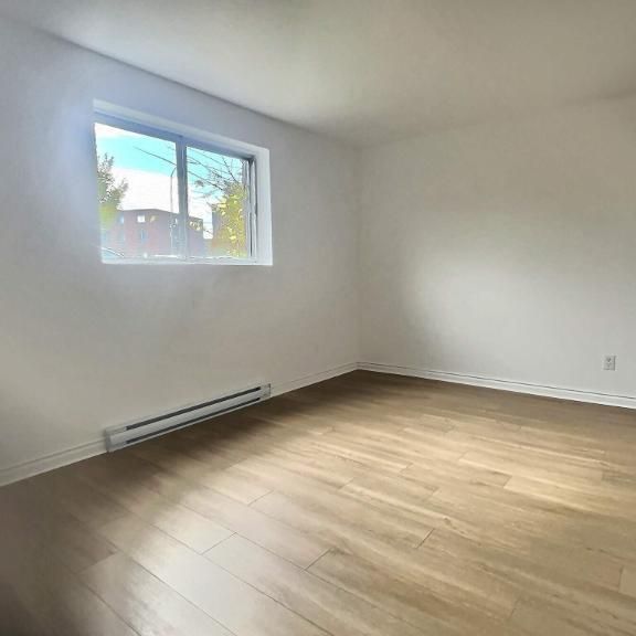 2 CH - 1 SDB - Longueuil - $1,325 /mo - Photo 1