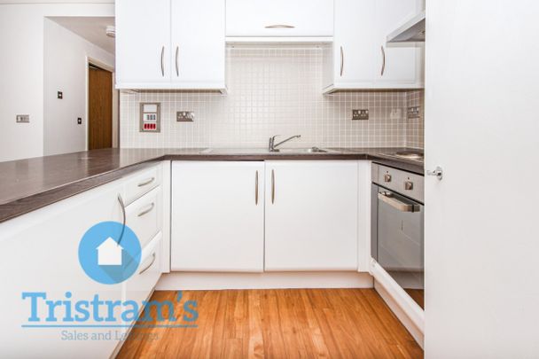 1 bed Apartment for Rent - Photo 1