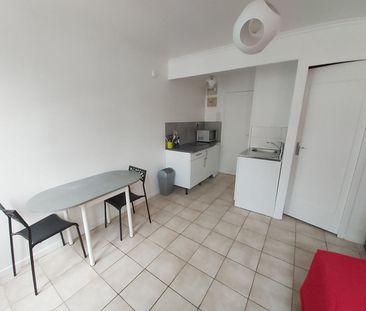 Location Appartement 1 pièce 15m² ROUEN 76000 - Photo 3