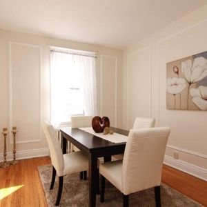 TRES BEAU 4 1/2, METRO VILLA MARIA PRES VILLAGE MONKLAND - Photo 2