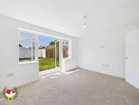 Parton Road, Churchdown - Photo 3