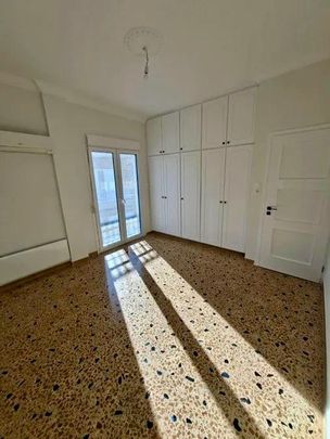 Διαμέρισμα 76 τ.μ., 1 Υπνοδωμάτιο, Ανακαινισμένο, Φωτεινό Οροφοδιαμέρισμα, € 800, 76 τ.μ. - Φωτογραφία 1