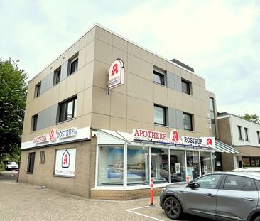 Modernisierte 3-Zimmer-Wohnung in einem Wohn- und Geschäftshaus im 2. Obergeschoss in Rostrup-BZ - Photo 2