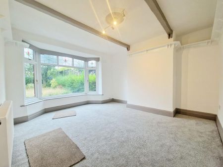 3 bedroom semi-detached house to rent - Photo 4