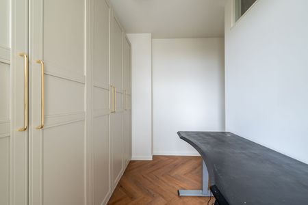 Appartement te huur: Bestevâerstraat 256-3 1055 TT Amsterdam - Photo 2