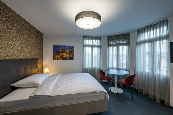 "Neues möbliertes Studio an sehr zentraler Lage in Kriens" - Photo 1