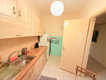 Studio/Γκαρσονιέρα για ενοικίαση Πλατεία Ναυαρίνου (Κέντρο Θεσσαλονίκης) - Photo 4