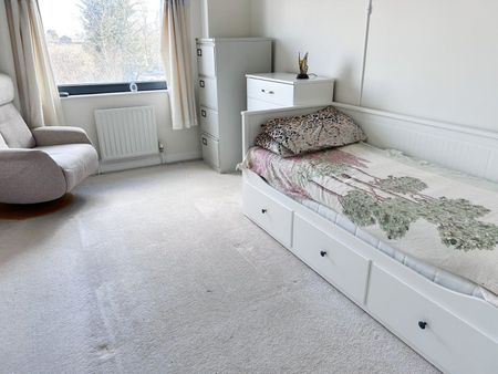 2 Bed Flat, Hillrise Court, HA3 - Photo 3