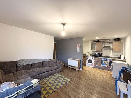 2 bedroom apartment to rent - Photo 2