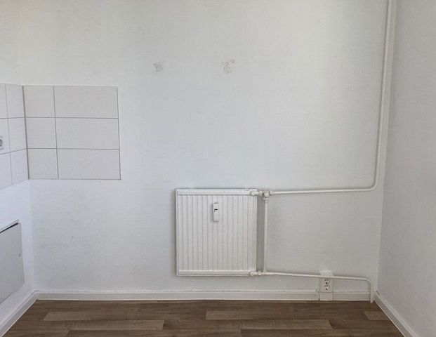 Helle, moderne Familienwohnung mit großem Balkon und Weitblick - Photo 1
