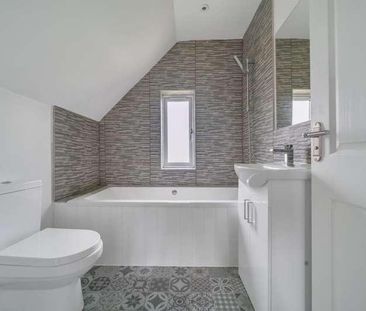 Whitley Wood Lane, Reading, RG2 - Photo 6