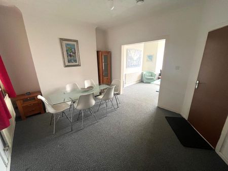 Kinley Street, St Thomas, Swansea SA1 8HE - Photo 2