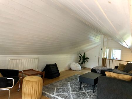 Med badrocksavstånd till både bad i sjö och hav! - Photo 3