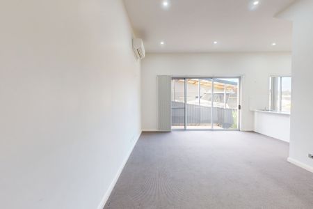 5/18 Richley Avenue, Kahibah NSW 2290 - Photo 3