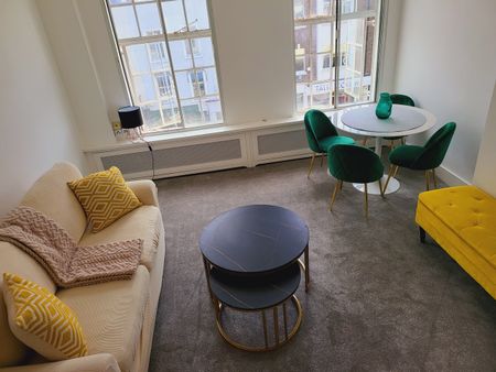 2 Bed Flat, Brompton Road, SW3 - Photo 4